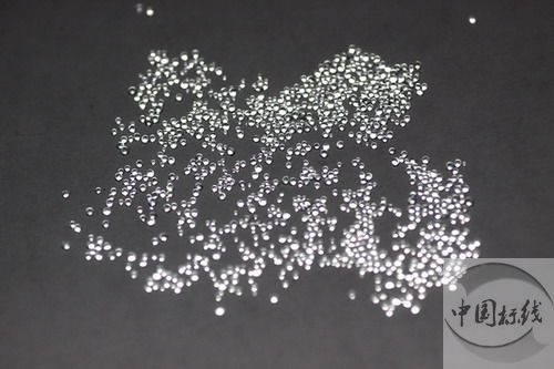 绥棱金属表面处理厂喷砂玻璃微珠清理